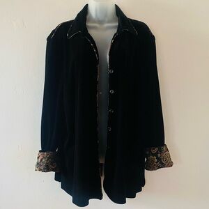 VINTAGE BLACK VELVET BUTTON UP TOP W/ PAISLEY DETAIL